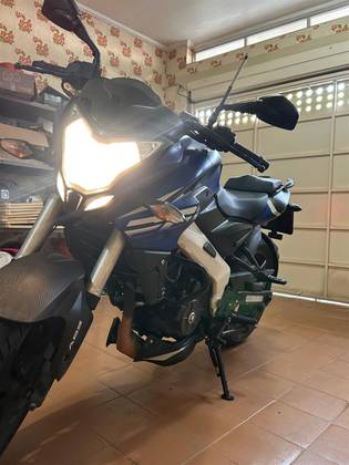 BAJAJ DOMINAR 200 BAJAJ DOMINAR 200